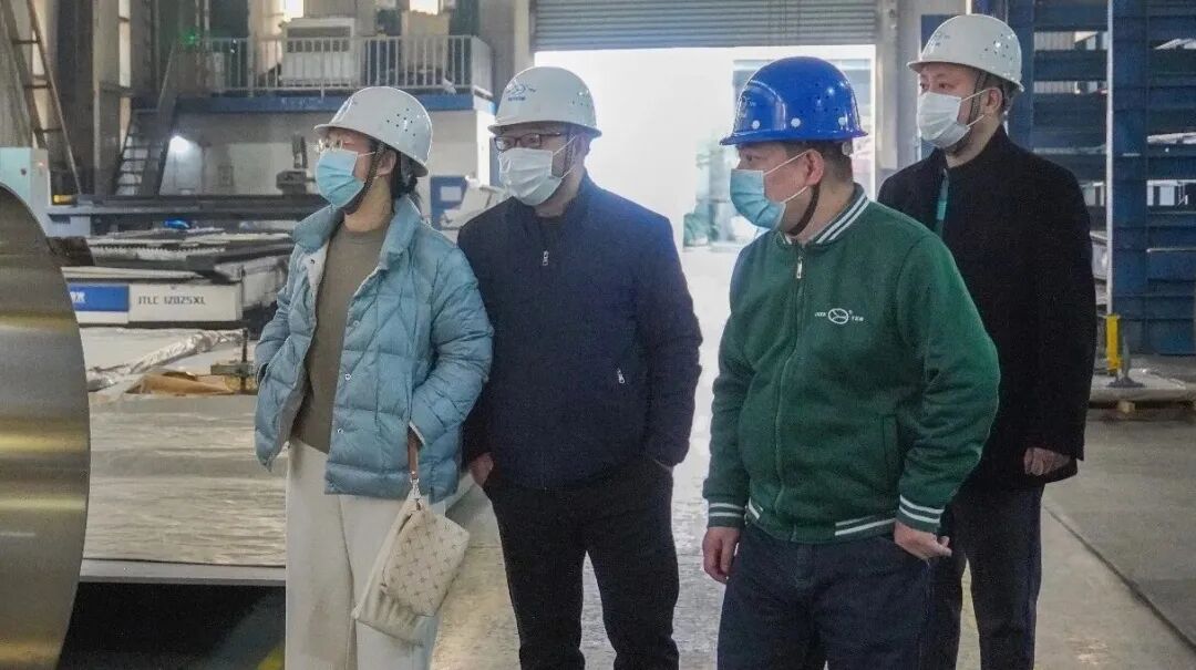 Professors from Two Universities Gather at Jhenten Machinery, Exploring New Pathways for Deep Industry-Academia-Research Integration(图1)